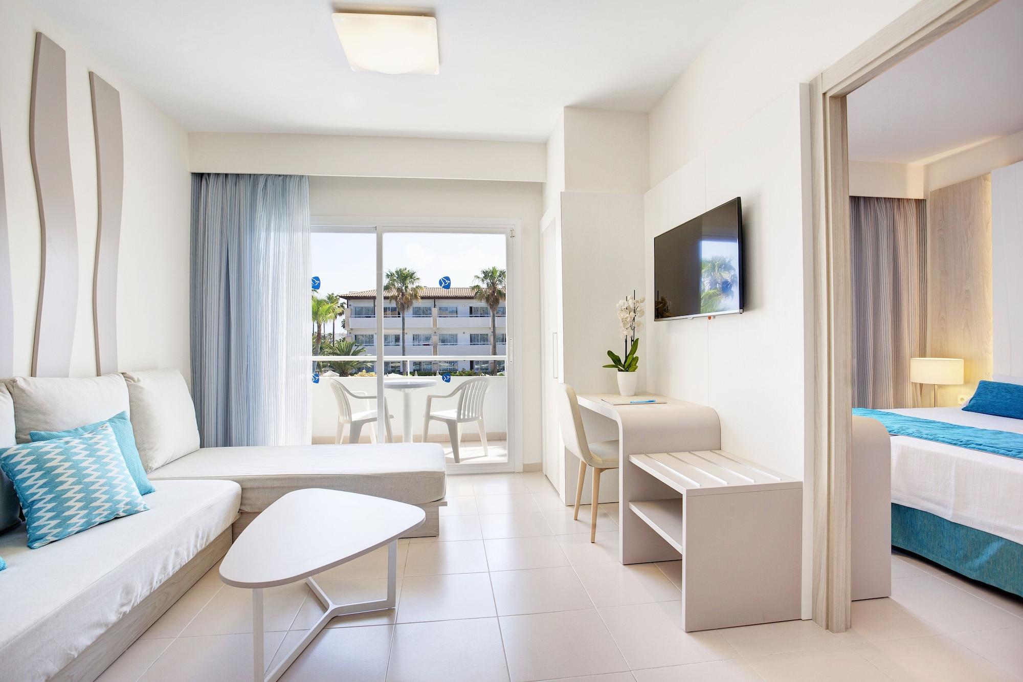 Grupotel Mallorca Mar Кала Бона Екстериор снимка