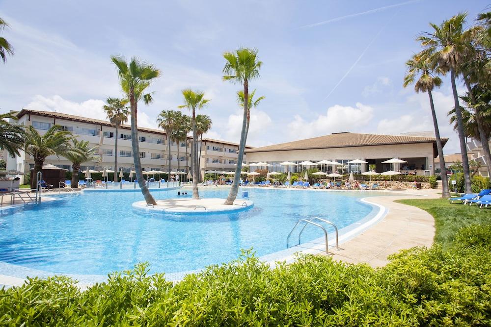 Grupotel Mallorca Mar Кала Бона Екстериор снимка