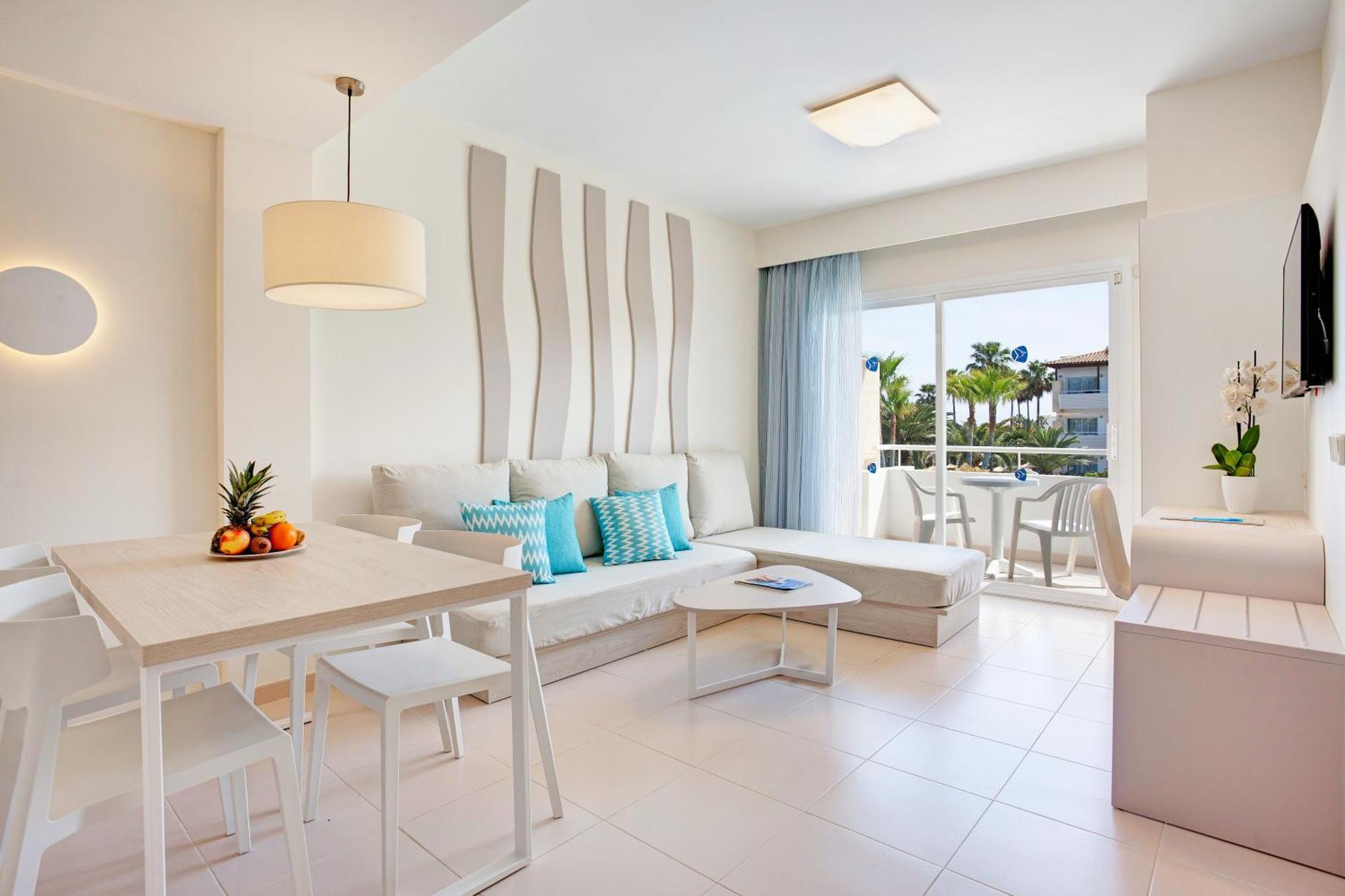 Grupotel Mallorca Mar Кала Бона Екстериор снимка